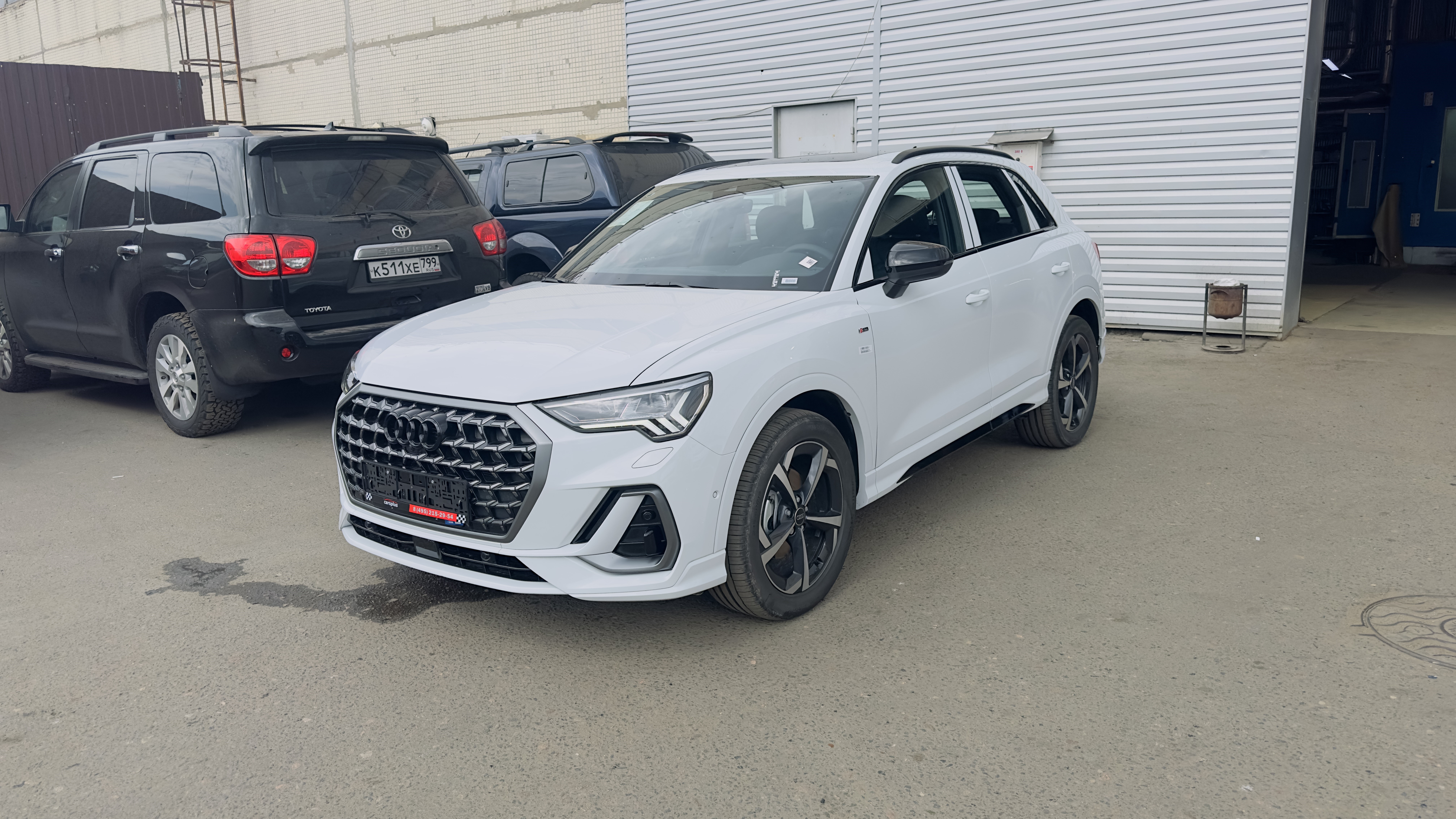 Audi Q3 S Line 2024-ключевые отличия китайской версии от европейской.