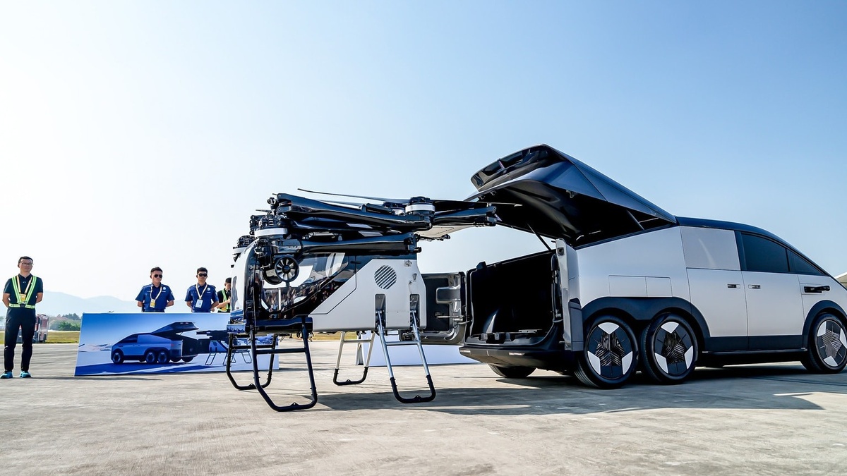 Китайская компания XPeng Aridge запустила экспериментальное производство автомобилей с летающим модулем.