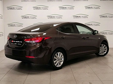 Hyundai Elantra, 2014г., передний привод, механика