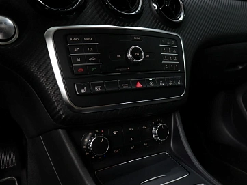 Mercedes-Benz GLA, 2018г., полный привод, робот