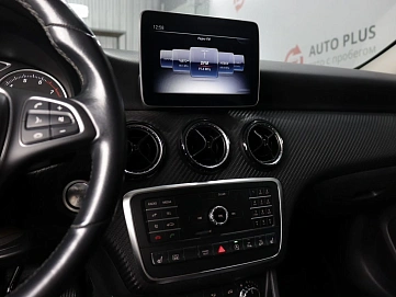 Mercedes-Benz GLA, 2018г., полный привод, робот
