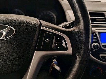 Hyundai Solaris, 2011г., передний привод, механика