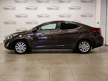 Hyundai Elantra, 2014г., передний привод, механика